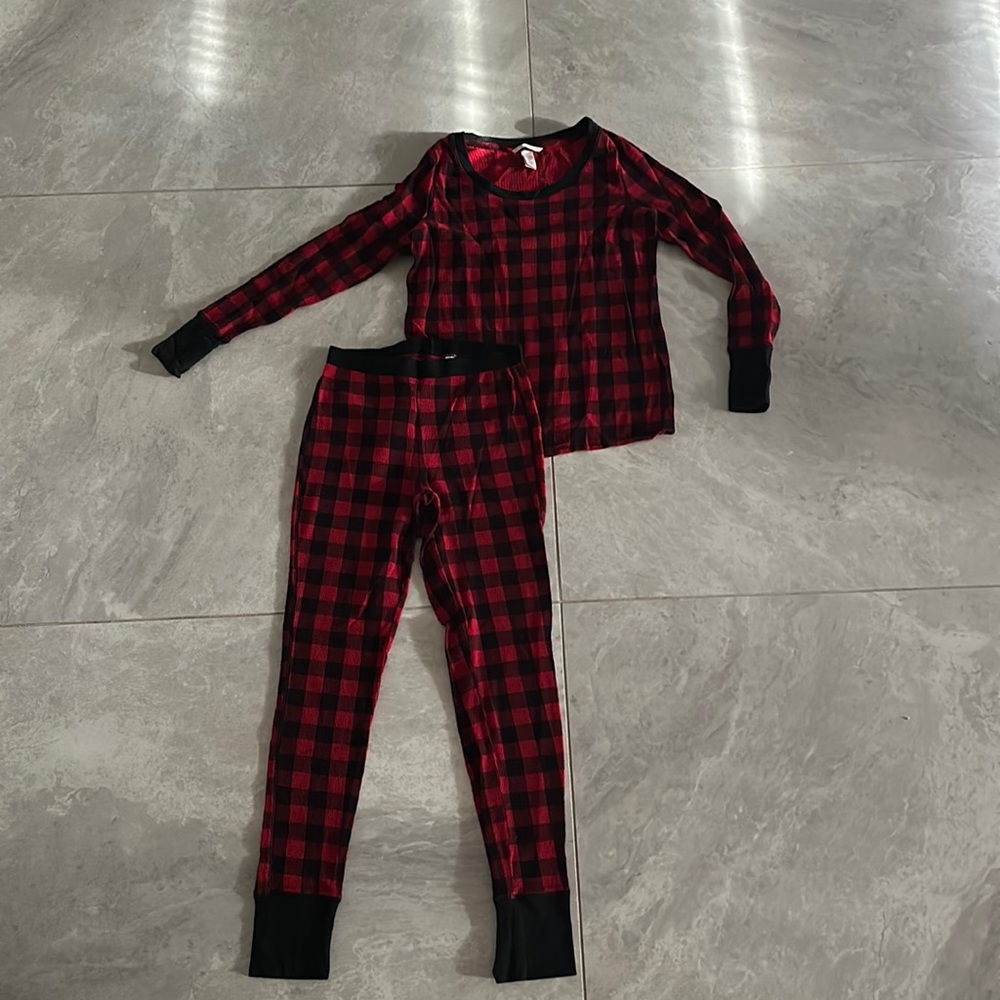 Brand New! (No Tags) Victoria Secret Pajamas set